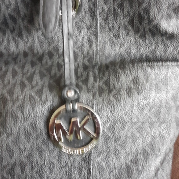 Purse - Picture 3 of 3